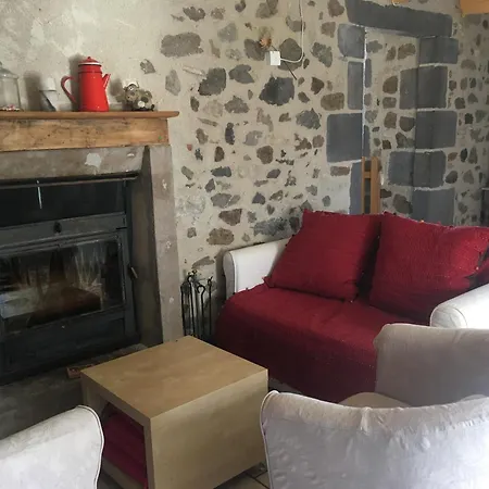 Vigneron Nature Holiday home Montaigut-le-Blanc (Puy-de-Dome)